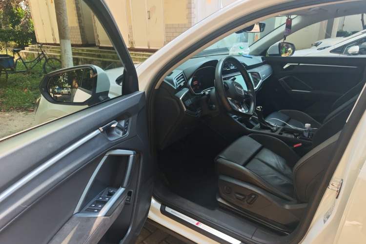 Used Audi Q3 Sportback 2020 40 TFSI Fashion Model Driver Seat