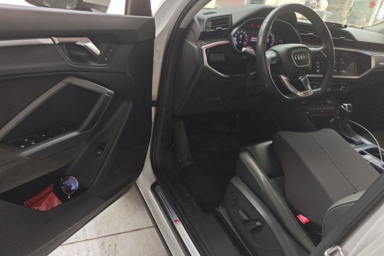 Used Audi Q3 Sportback 2020 40 TFSI Fashion Model Driver Seat