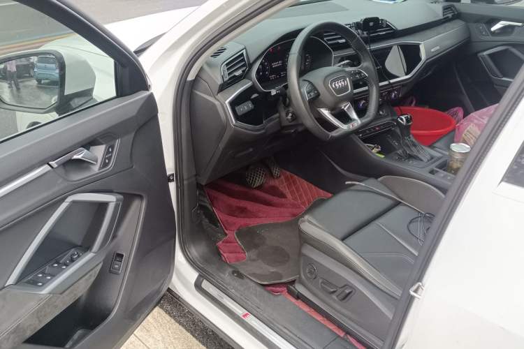 Used Audi Q3 Sportback 2020 40 TFSI Fashion Model Driver Seat