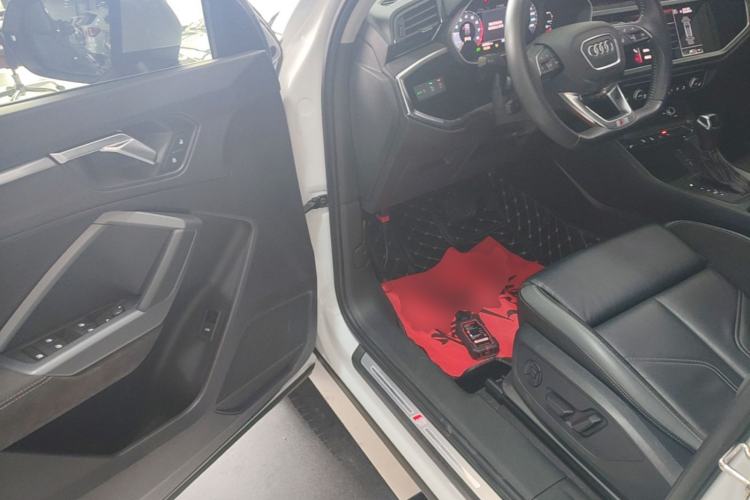 Used Audi Q3 Sportback 2020 40 TFSI Fashion Model Driver Seat