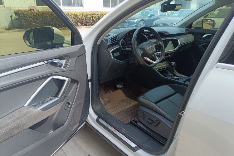 Used Audi Q3 Sportback 2020 40 TFSI Fashion Model Driver Seat