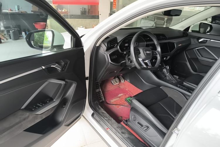 Used Audi Q3 Sportback 2020 40 TFSI Fashion Model Driver Seat