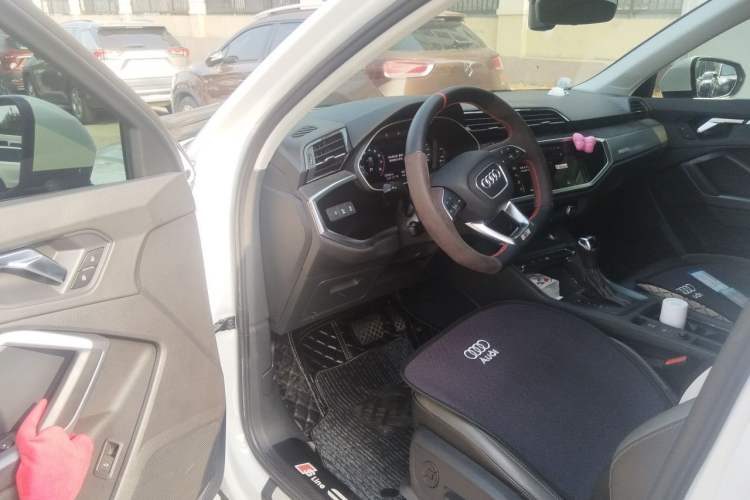 Used Audi Q3 Sportback 2020 40 TFSI Fashion Model Driver Seat
