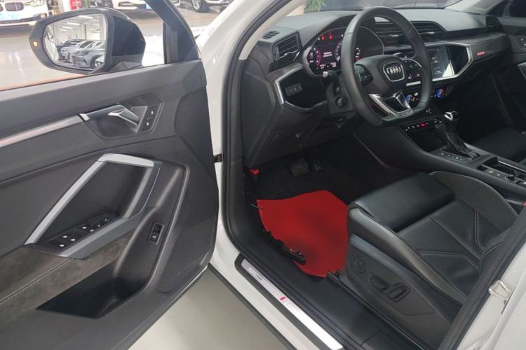 Used Audi Q3 Sportback 2020 40 TFSI Fashion Model Driver Seat