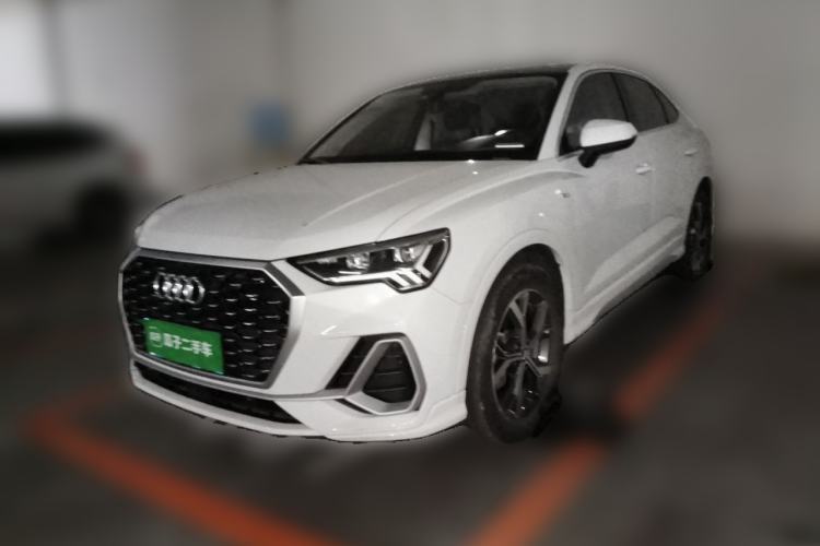 Used Audi Q3 Sportback 2020 40 TFSI Fashion Model Guazi used car, China used car export, Used car for sale, Used cars, Cheapest cars for sale
