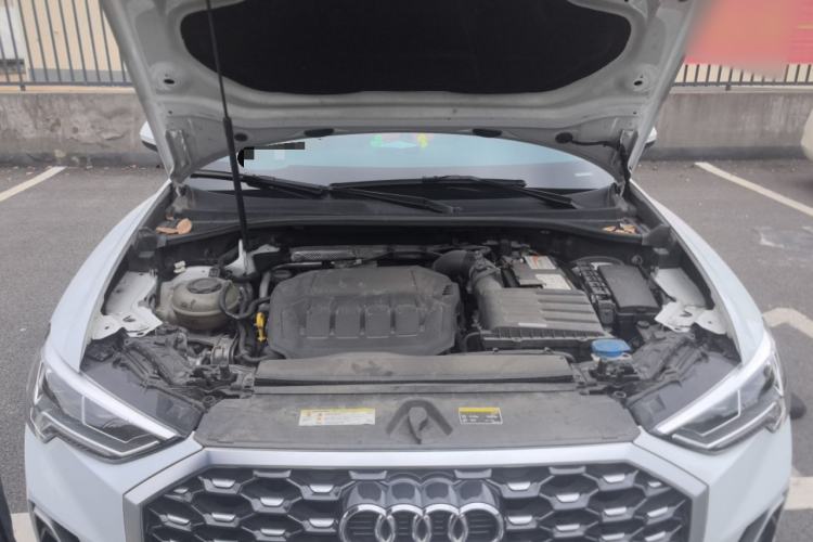 Used Audi Q3 Sportback 2020 40 TFSI Fashion Model Engine Bay