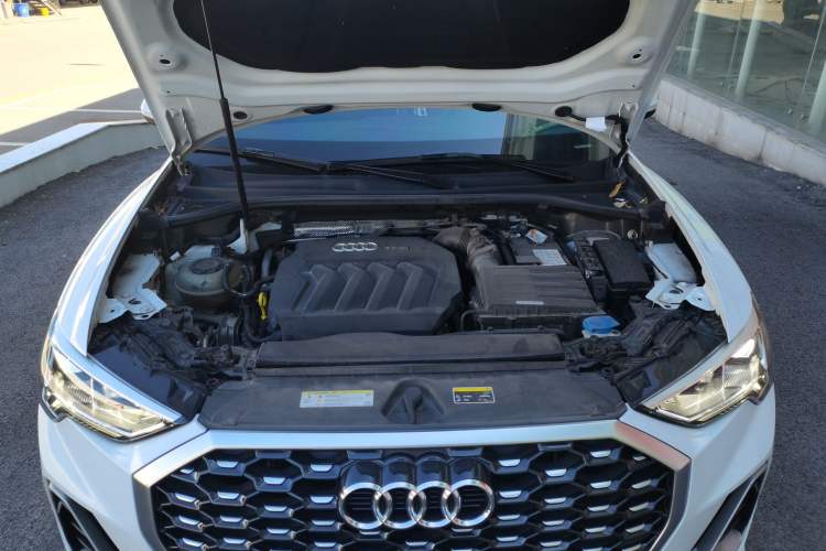 Used Audi Q3 Sportback 2020 40 TFSI Fashion Model Engine Bay
