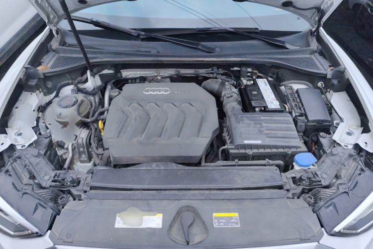 Used Audi Q3 Sportback 2020 40 TFSI Fashion Model Engine Bay