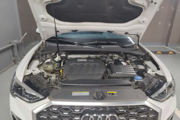 Used Audi Q3 Sportback 2020 40 TFSI Fashion Model Engine Bay