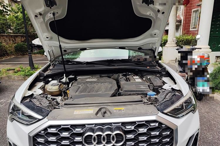 Used Audi Q3 Sportback 2020 40 TFSI Fashion Model Engine Bay