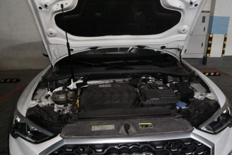 Used Audi Q3 Sportback 2020 40 TFSI Fashion Model Engine Bay