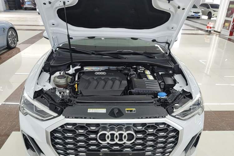 Used Audi Q3 Sportback 2020 40 TFSI Fashion Model Engine Bay