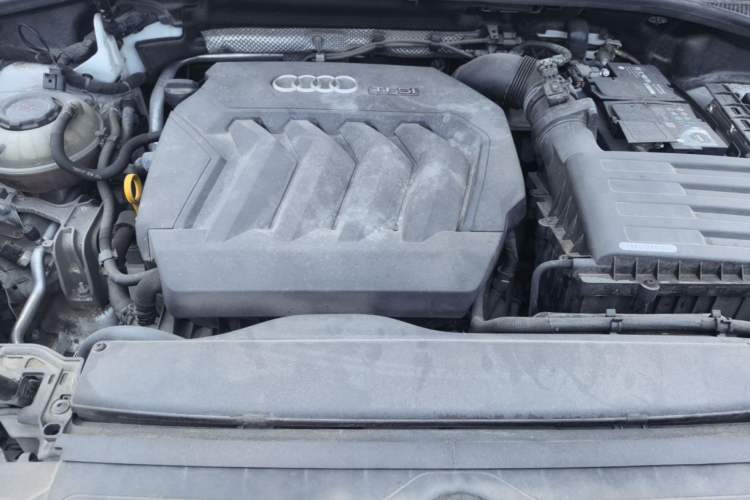 Used Audi Q3 Sportback 2020 40 TFSI Fashion Model Engine Bay