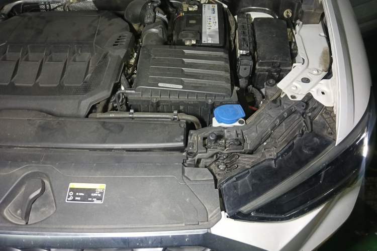 Used Audi Q3 Sportback 2020 40 TFSI Fashion Model Engine Bay Left