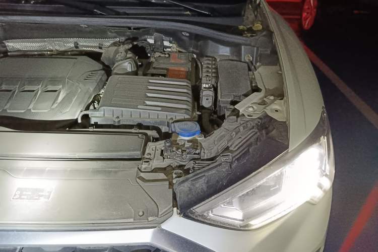 Used Audi Q3 Sportback 2020 40 TFSI Fashion Model Engine Bay Left