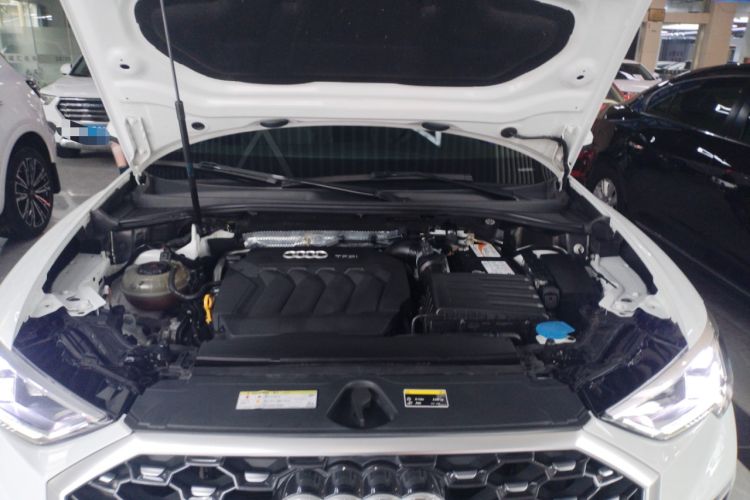 Used Audi Q3 Sportback 2020 40 TFSI Fashion Model Engine Bay