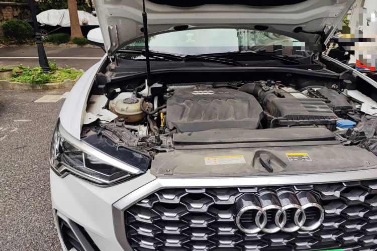 Used Audi Q3 Sportback 2020 40 TFSI Fashion Model Engine Bay Right