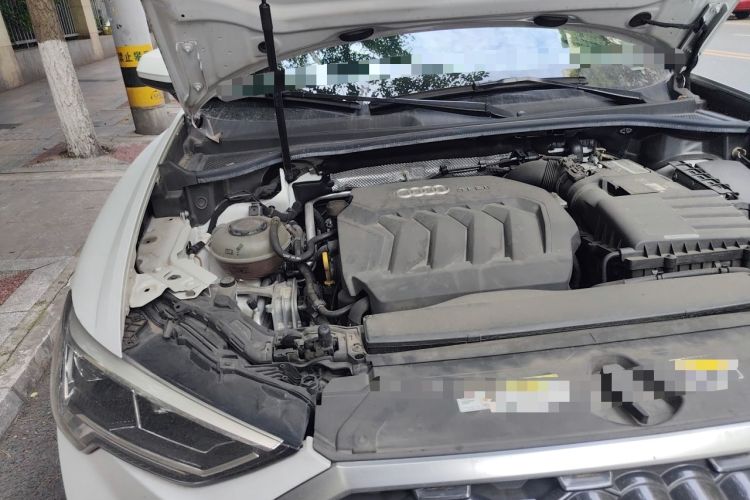 Used Audi Q3 Sportback 2020 40 TFSI Fashion Model Engine Bay Right