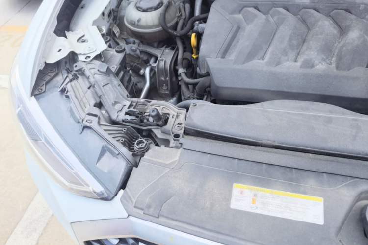 Used Audi Q3 Sportback 2020 40 TFSI Fashion Model Engine Bay Right