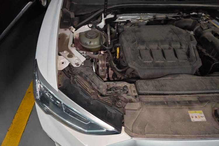 Used Audi Q3 Sportback 2020 40 TFSI Fashion Model Engine Bay Right