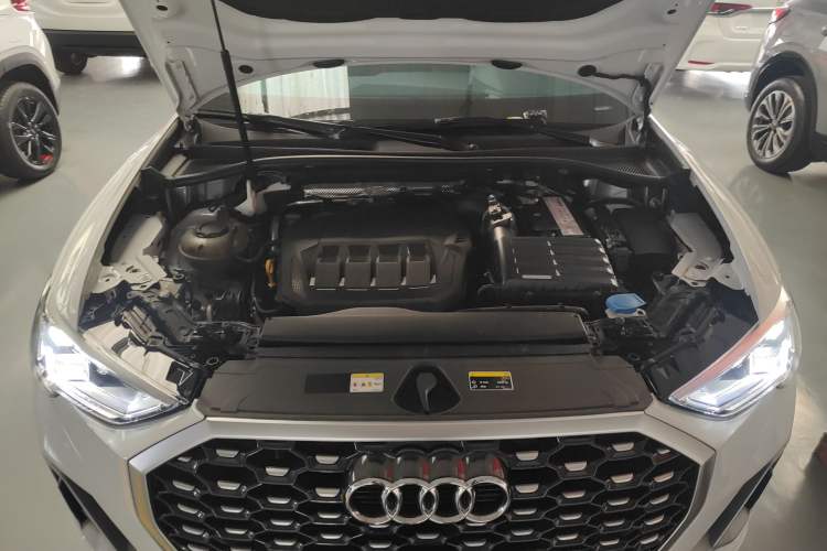 Used Audi Q3 Sportback 2020 40 TFSI Fashion Model Engine Bay