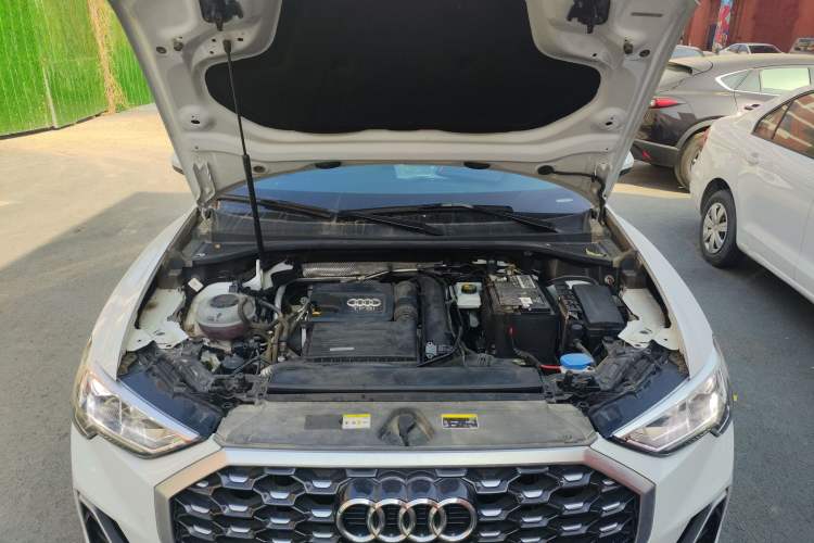 Used Audi Q3 Sportback 2020 35 TFSI Ambition Edition Engine Bay