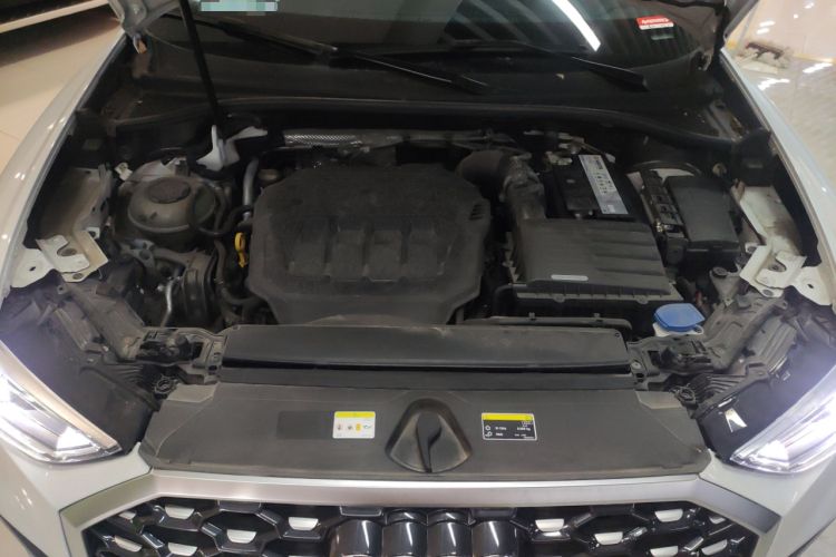 Used Audi Q3 Sportback 2020 40 TFSI Fashion Model Engine Bay