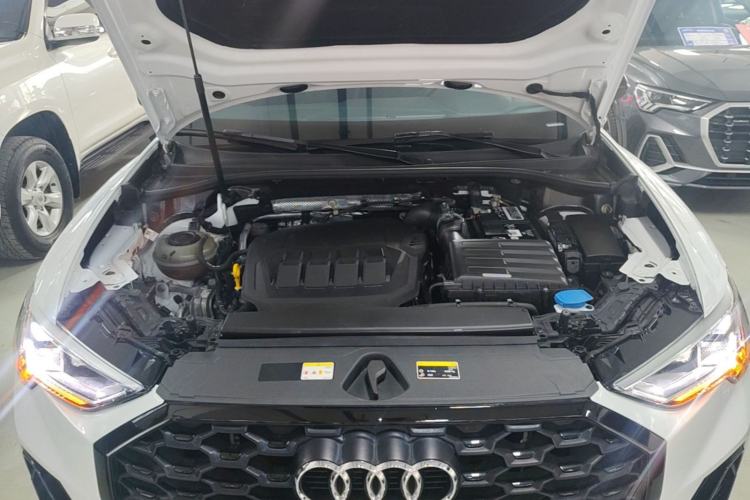 Used Audi Q3 Sportback 2020 40 TFSI Fashion Model Engine Bay