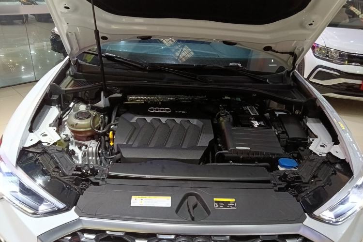 Used Audi Q3 Sportback 2020 40 TFSI Fashion Model Engine Bay