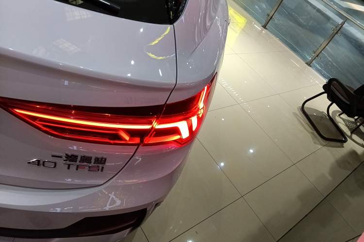 Used Audi Q3 Sportback 2020 40 TFSI Fashion Model Exterior 3