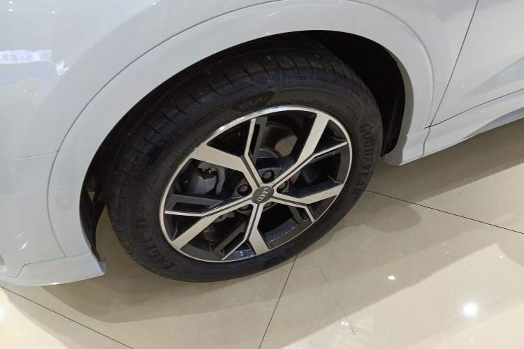 Used Audi Q3 Sportback 2020 40 TFSI Fashion Model Exterior 4