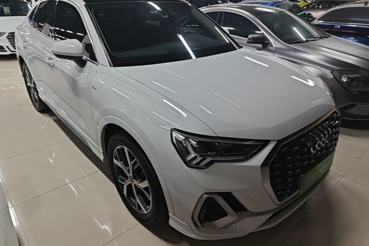 Used Audi Q3 Sportback 2020 40 TFSI Fashion Model Front Right 45 Deg