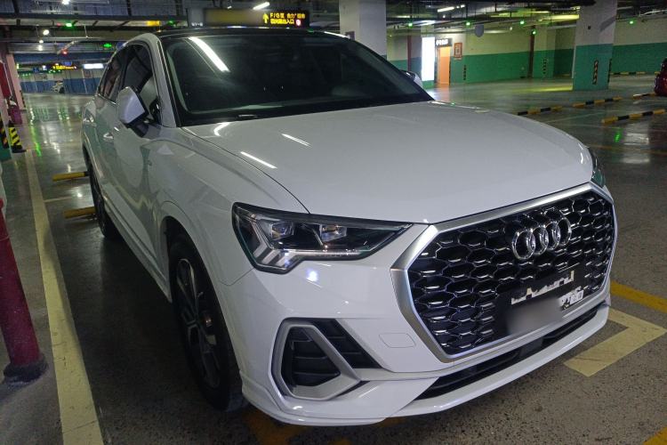 Used Audi Q3 Sportback 2020 40 TFSI Fashion Model Front Right 45 Deg