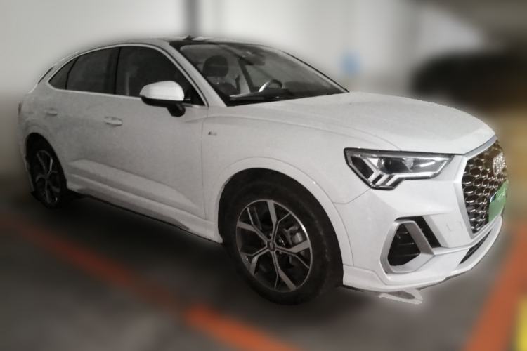 Used Audi Q3 Sportback 2020 40 TFSI Fashion Model Front Right 45 Deg
