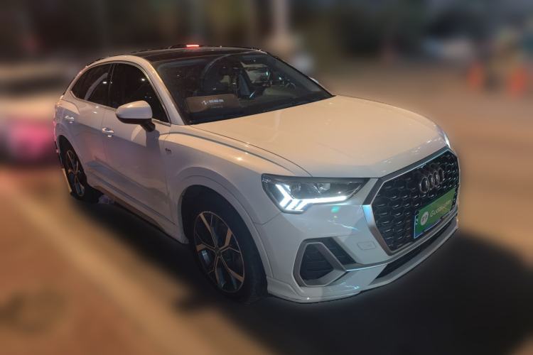 Used Audi Q3 Sportback 2020 40 TFSI Fashion Model Front Right 45 Deg