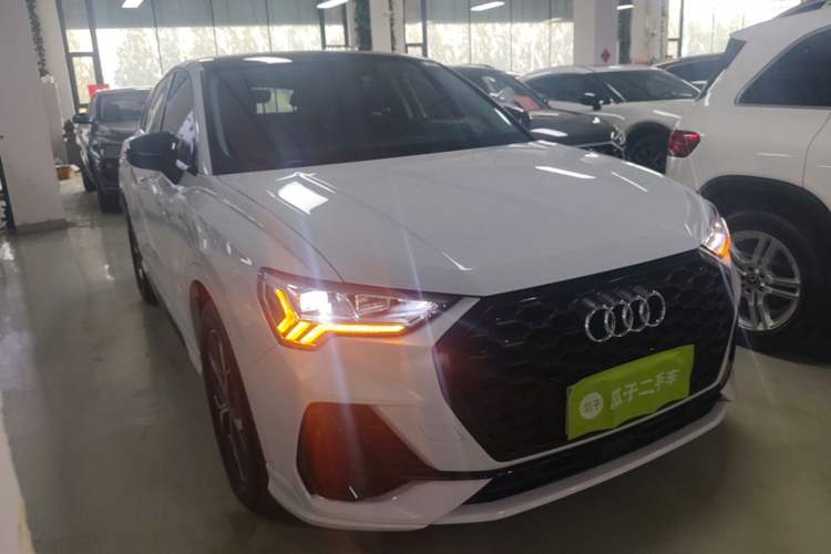 Used Audi Q3 Sportback 2020 40 TFSI Fashion Model Front Right 45 Deg