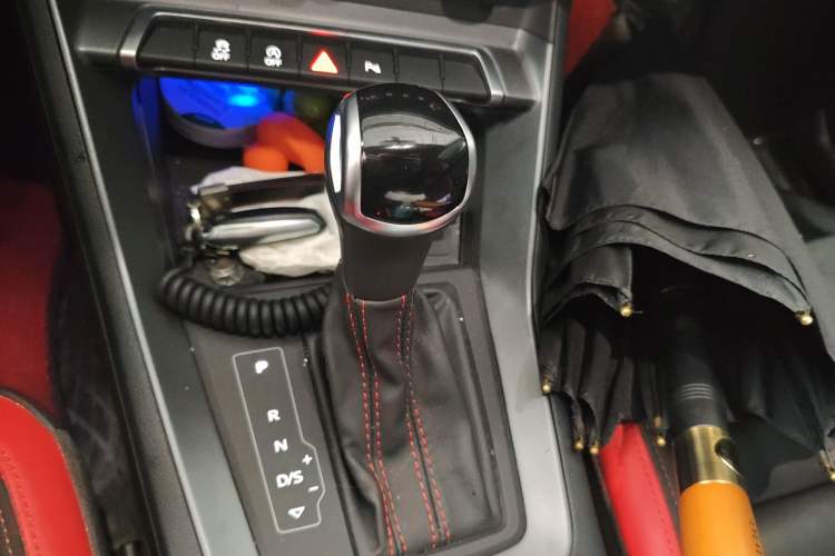 Used Audi Q3 Sportback 2020 40 TFSI Fashion Model Gear Lever