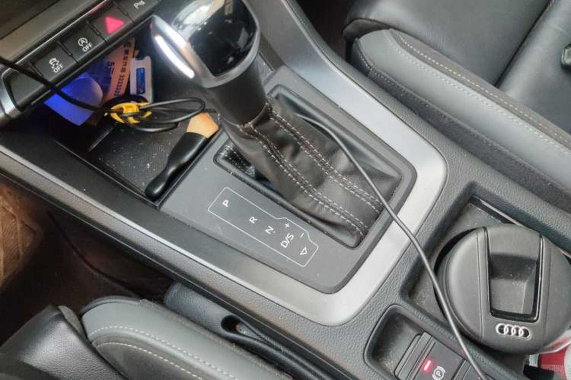 Used Audi Q3 Sportback 2020 40 TFSI Fashion Model Gear Lever