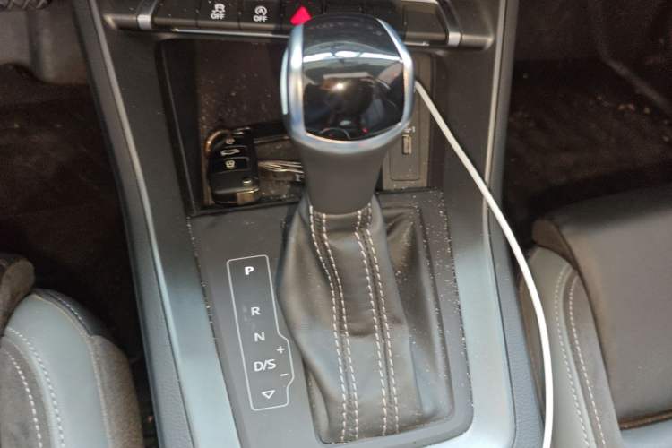 Used Audi Q3 Sportback 2020 40 TFSI Fashion Model Gear Lever