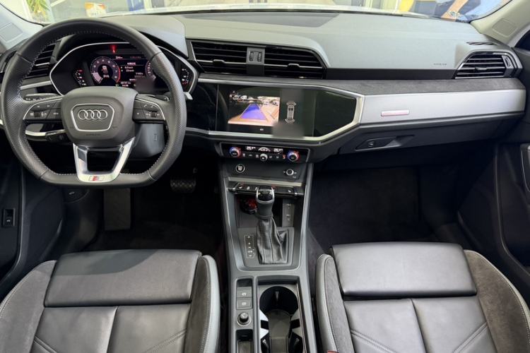 Used Audi Q3 Sportback 2020 40 TFSI Fashion Model Interior 1