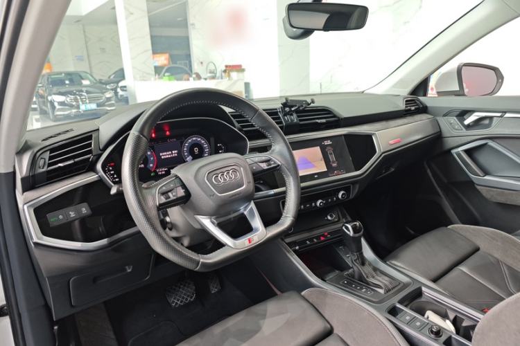Used Audi Q3 Sportback 2020 40 TFSI Fashion Model Interior 1
