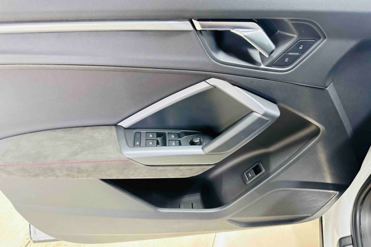Used Audi Q3 Sportback 2020 40 TFSI Fashion Model Interior 12