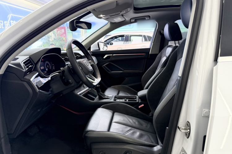 Used Audi Q3 Sportback 2020 40 TFSI Fashion Model Interior 2