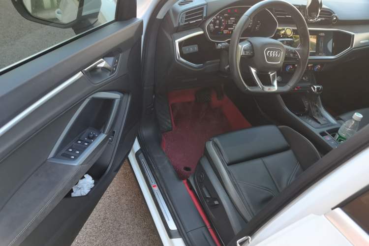 Used Audi Q3 Sportback 2020 40 TFSI Fashion Model Interior 3