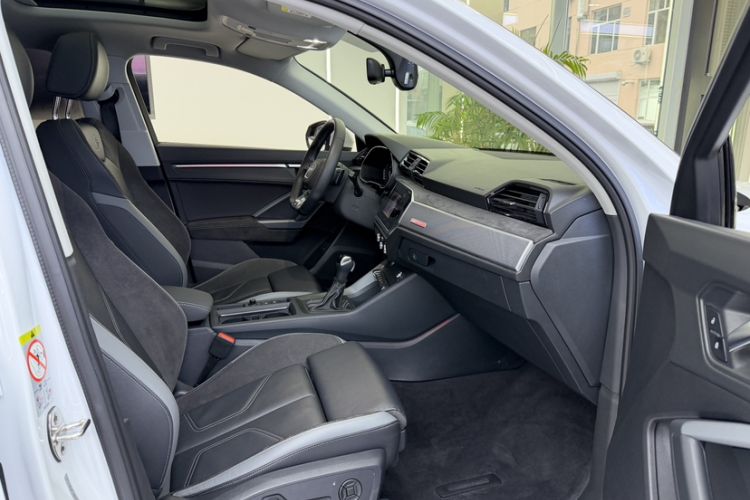 Used Audi Q3 Sportback 2020 40 TFSI Fashion Model Interior 4