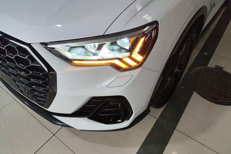 Used Audi Q3 Sportback 2020 45 TFSI quattro Fashion Edition Left Front Headlight