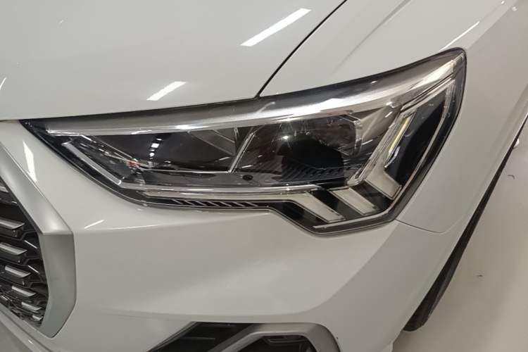 Used Audi Q3 Sportback 2020 40 TFSI Fashion Model Left Front Headlight