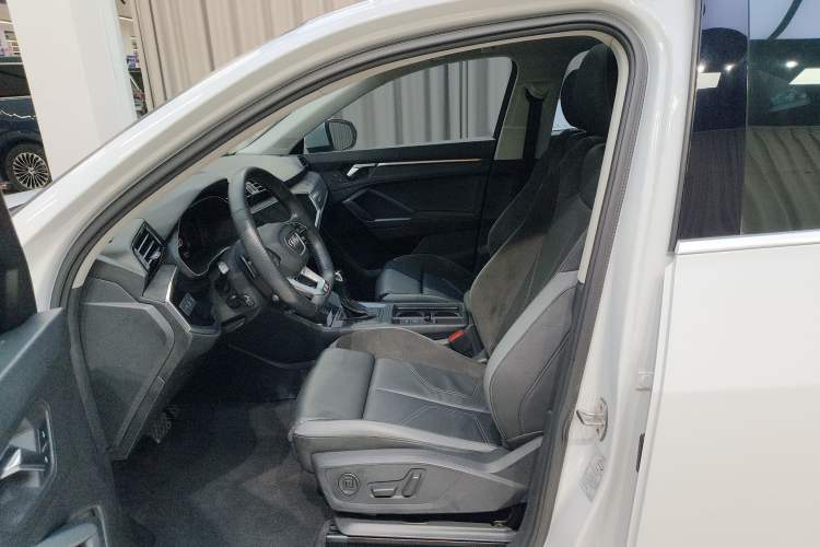 Used Audi Q3 Sportback 2020 40 TFSI Fashion Model Left Front Seat