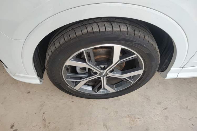 Used Audi Q3 Sportback 2020 40 TFSI Fashion Model Left Front Wheel Hub