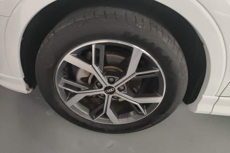 Used Audi Q3 Sportback 2020 40 TFSI Fashion Model Left Front Wheel Hub